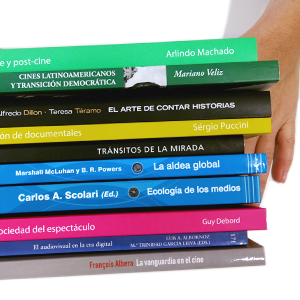 Sumamos nuevos libros gracias a una adquisición realizada por la Secretaría de Investigación y Posgrado de la Facultad de Arte