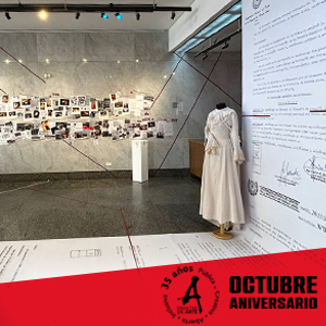 En el marco de las celebraciones por el 35º aniversario de la Facultad de Arte se inauguró la muestra “Archivo Abierto: 35 años de Arte”